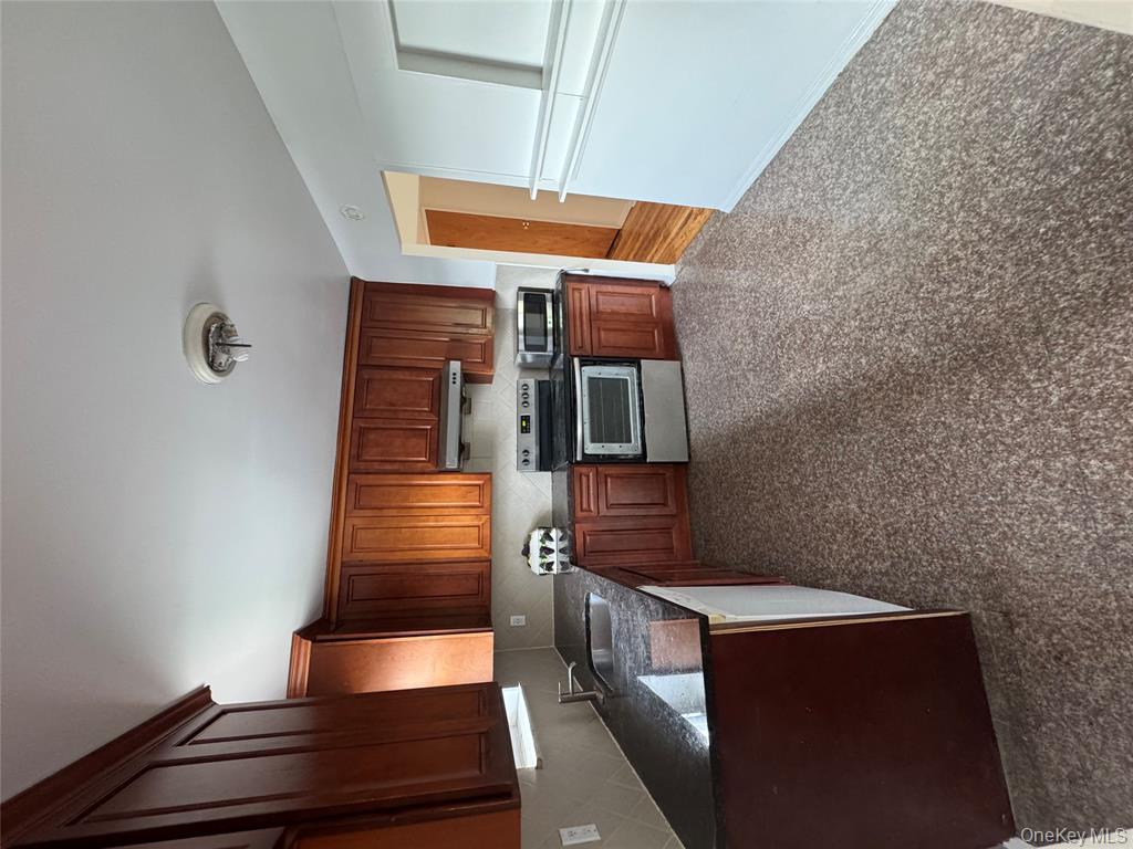 #4 photo, 25-72 127 St, クイーンズ区 Flushing , NY 11354