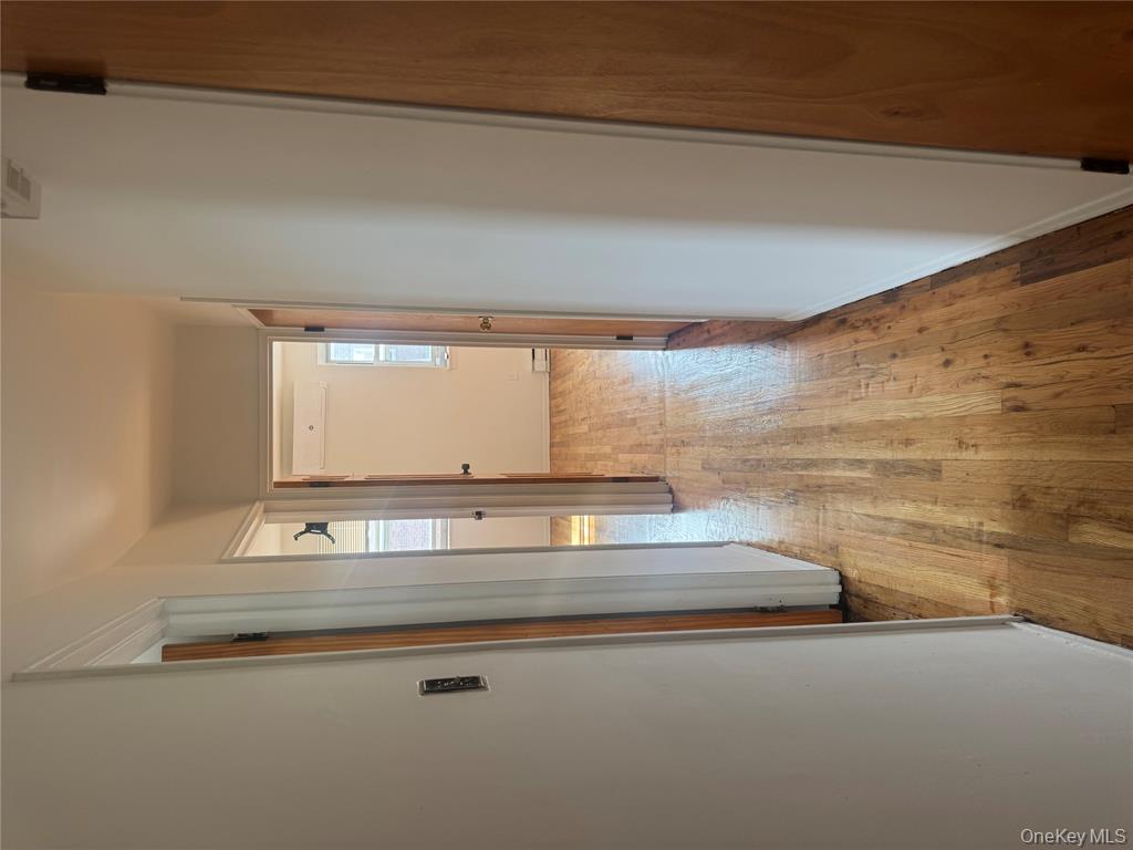 #5 photo, 25-72 127 St, クイーンズ区 Flushing , NY 11354