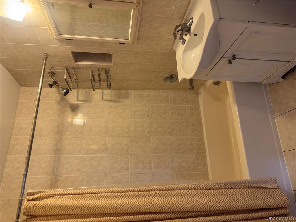 #8 photo, 25-72 127 St, クイーンズ区 Flushing , NY 11354