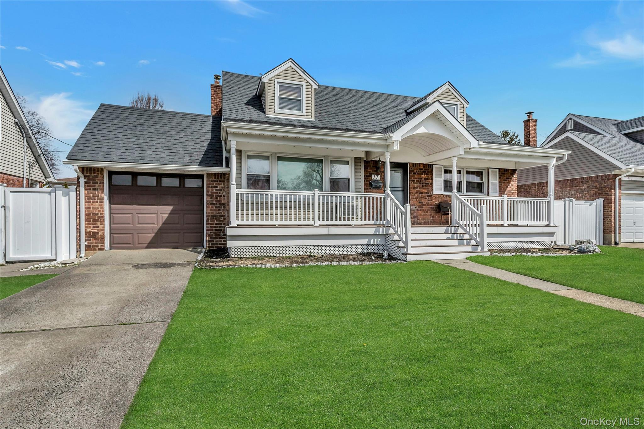 #2 photo, 17 Maglie Drive, ナッソー郡 Hicksville , NY 11801