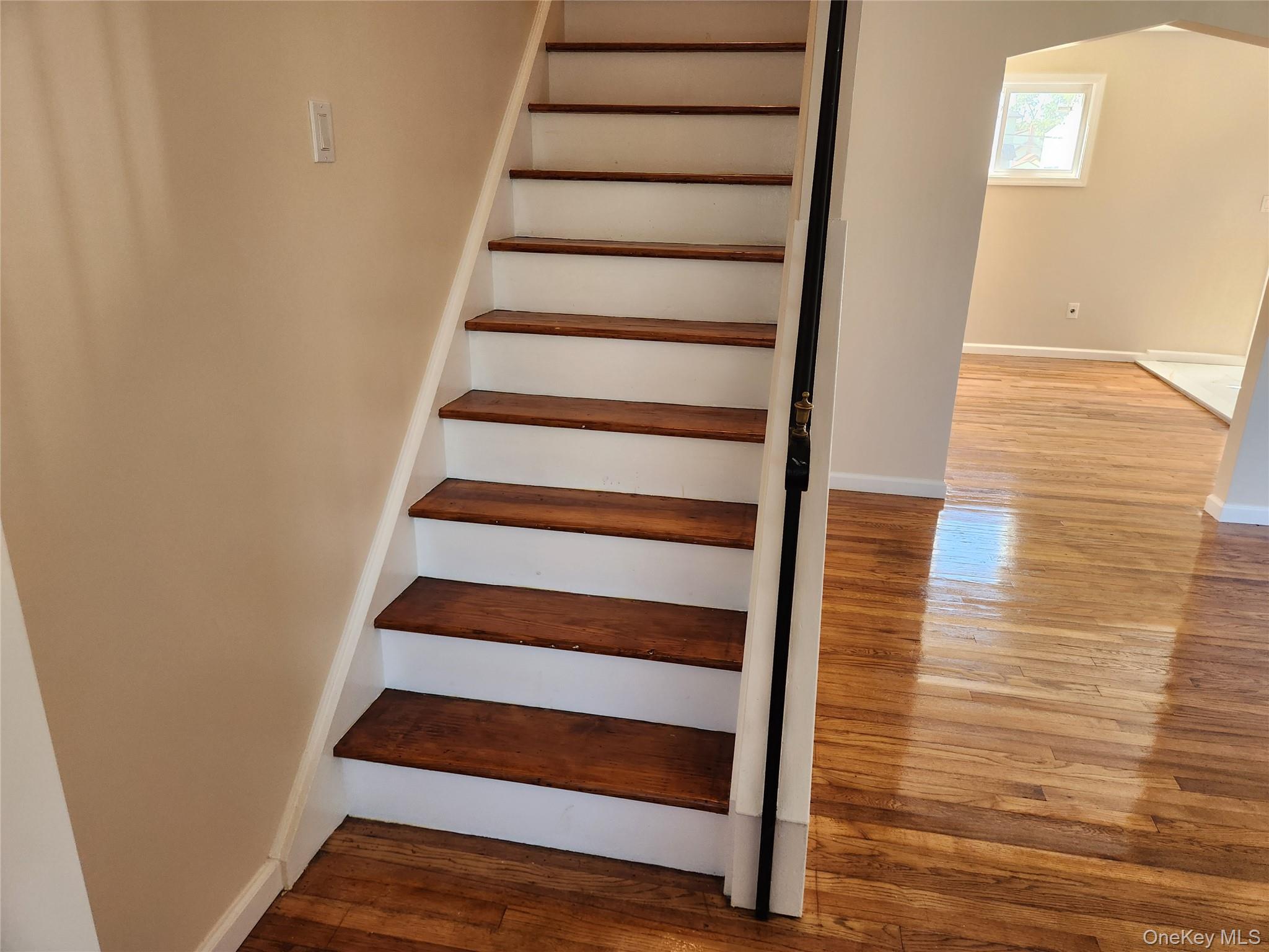 #16 photo, 419 Coolidge Avenue, Rockville Centre , NY 11570