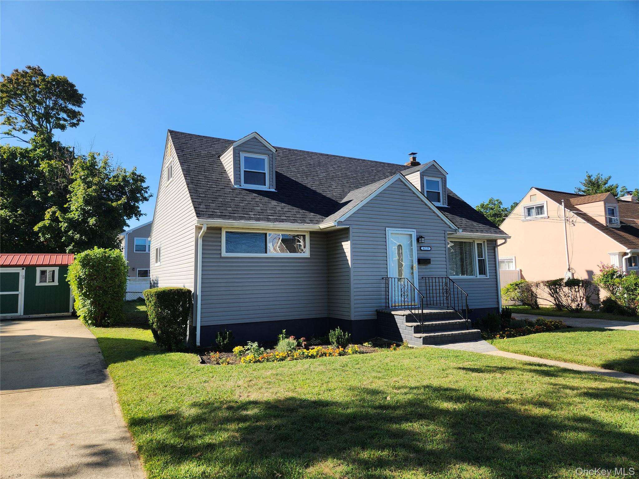 #3 photo, 419 Coolidge Avenue, Rockville Centre , NY 11570