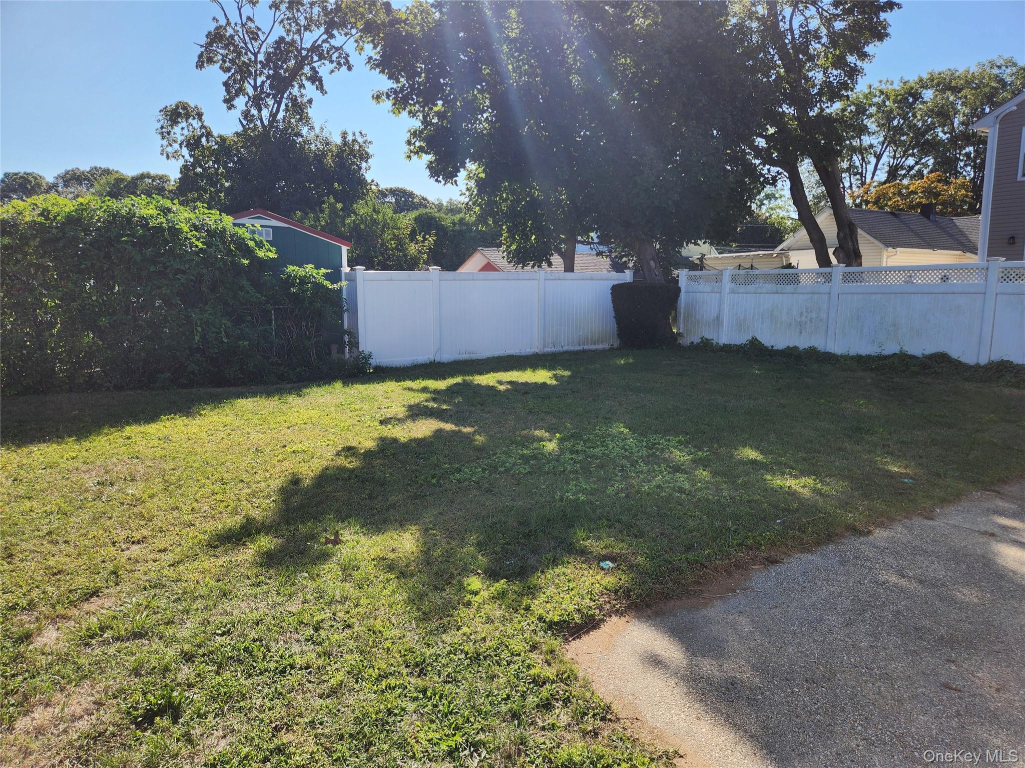 #5 photo, 419 Coolidge Avenue, Rockville Centre , NY 11570