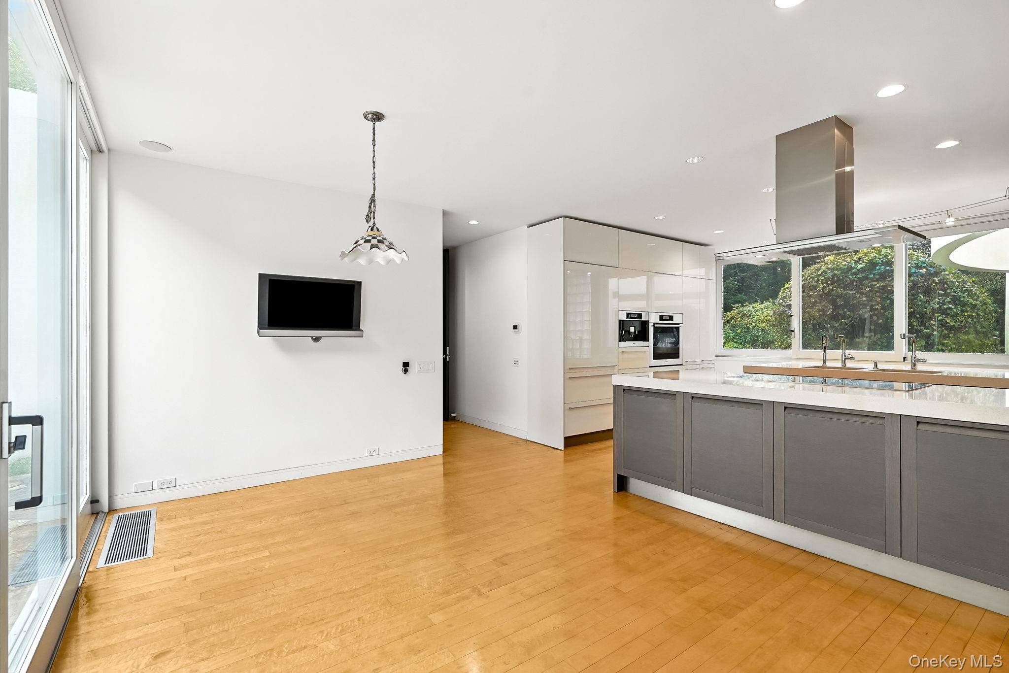 #16 photo, 20 Bessel Lane, Chappaqua , NY 10514