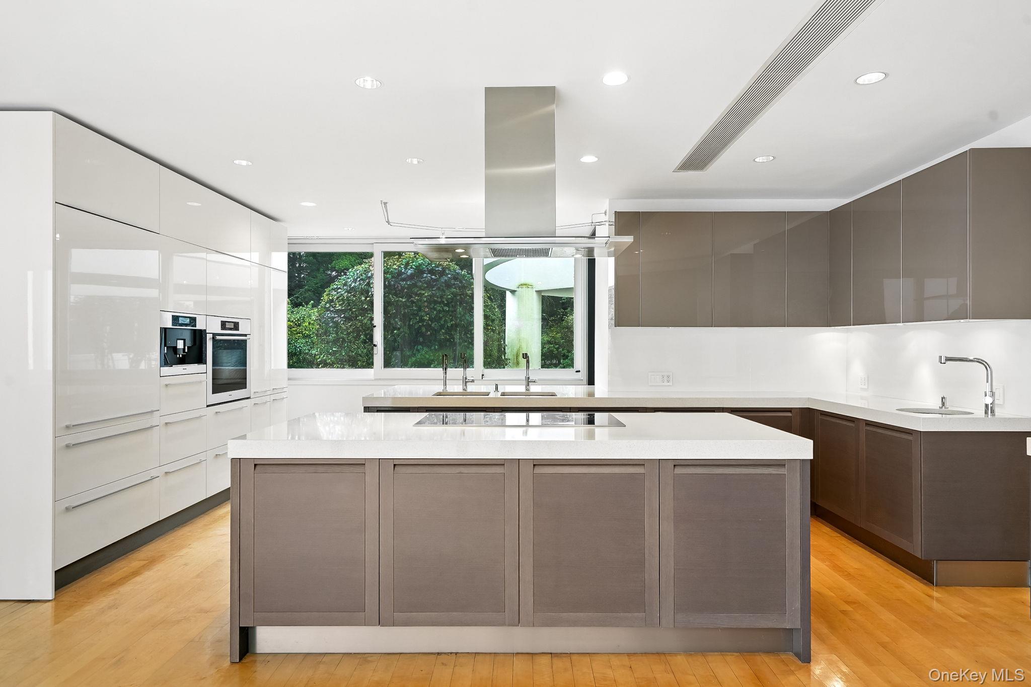 #17 photo, 20 Bessel Lane, Chappaqua , NY 10514