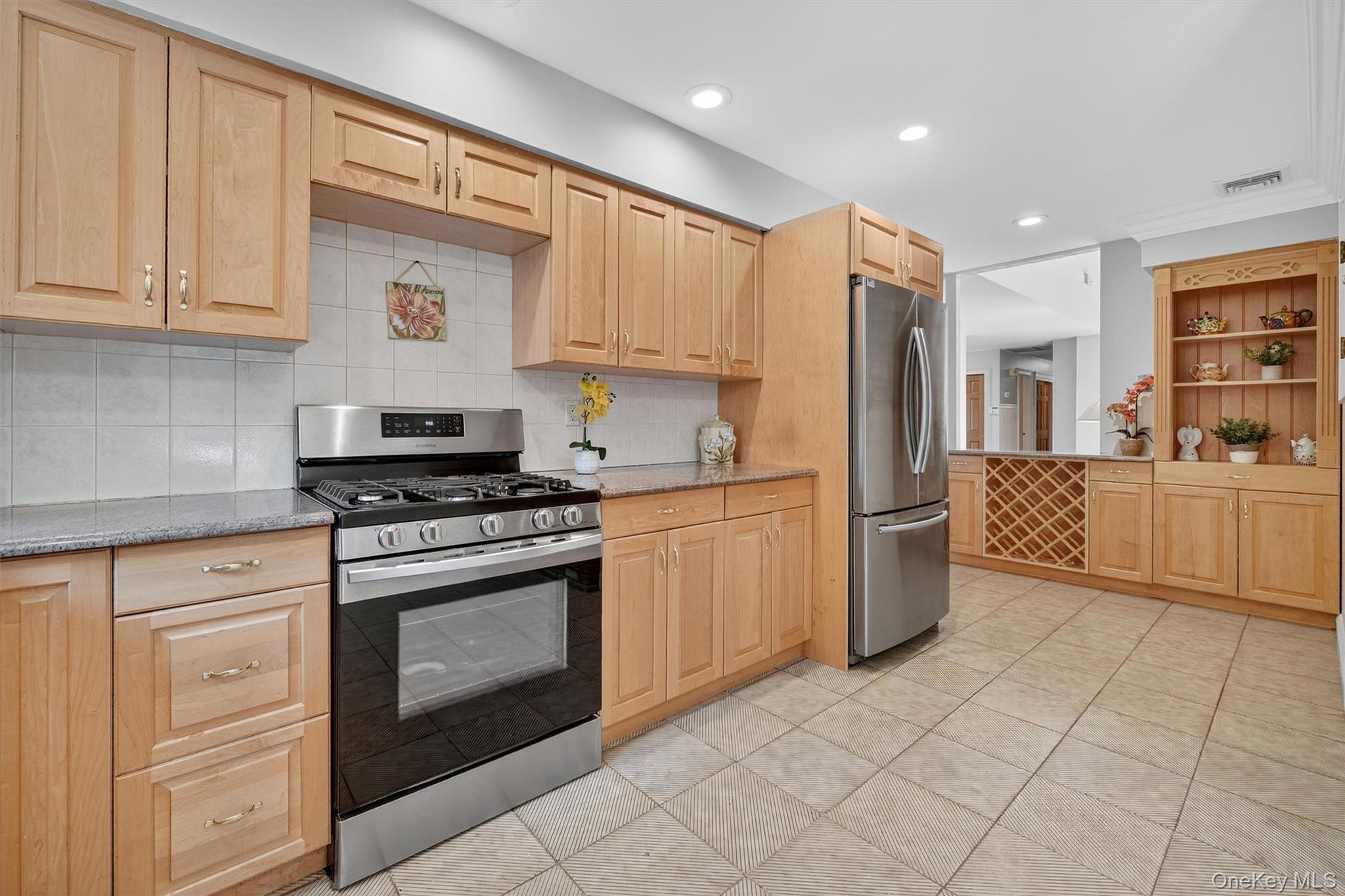 #16 photo, 10 Wesley Court, Congers , NY 10920