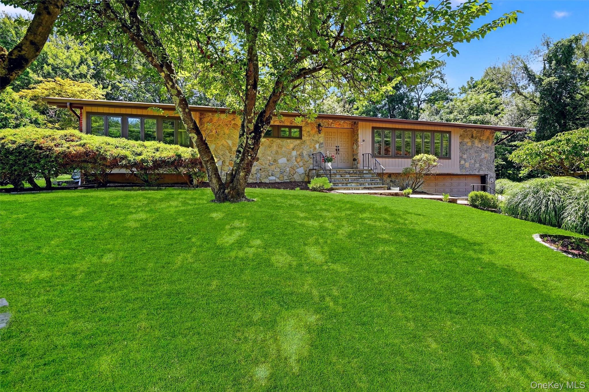 #5 photo, 10 Wesley Court, Congers , NY 10920