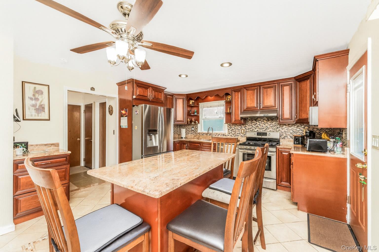 #4 photo, 16 June Street, Yonkers , NY 10710