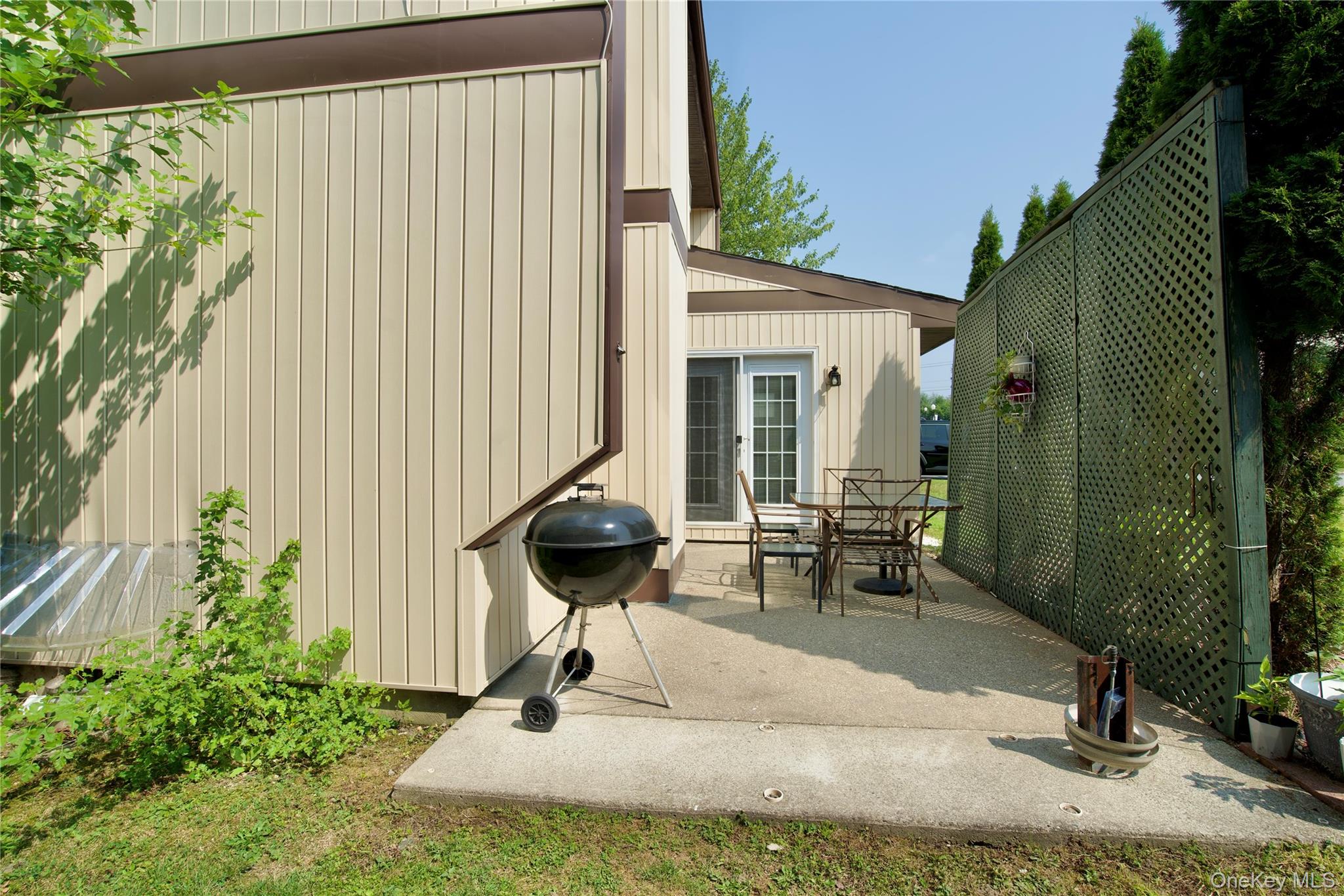 #12 photo, 1 Chancery Mews, Middletown , NY 10940