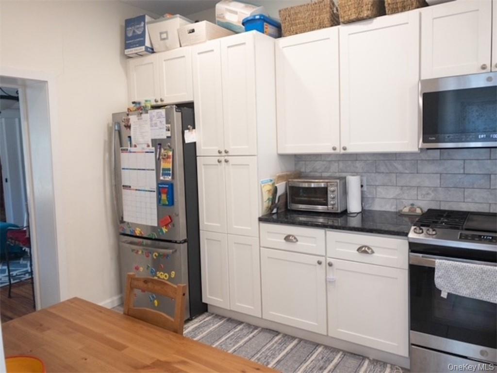 #12 photo, 120 Clinton Avenue, Nyack , NY 10960