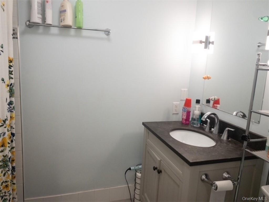 #15 photo, 120 Clinton Avenue, Nyack , NY 10960