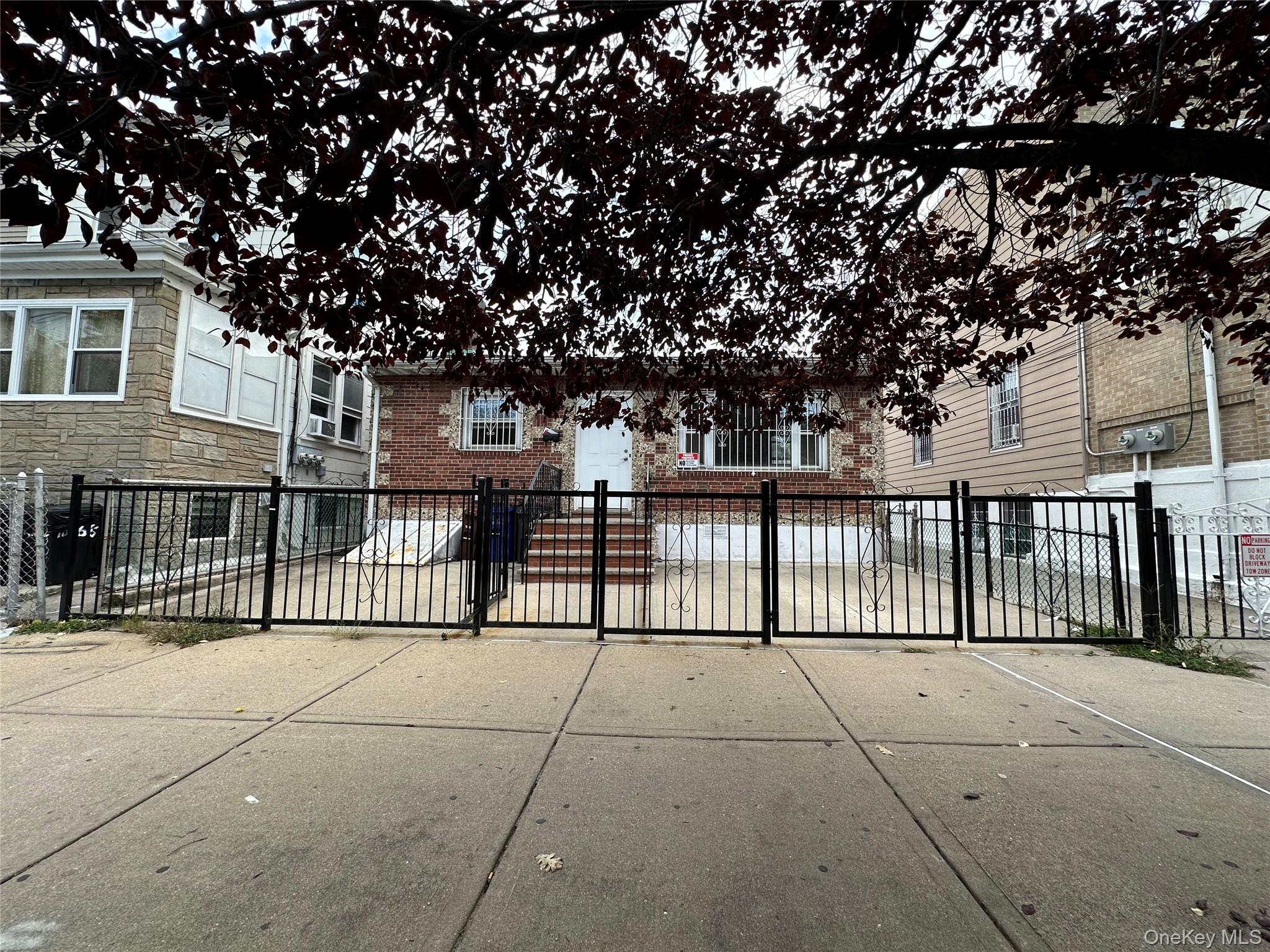 #1 photo, 10464 48th Avenue, कोरोना Corona , NY 11368