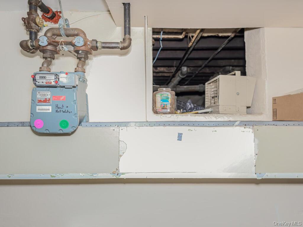 #20 photo, 2466 Webster Avenue, Bronx , NY 10458