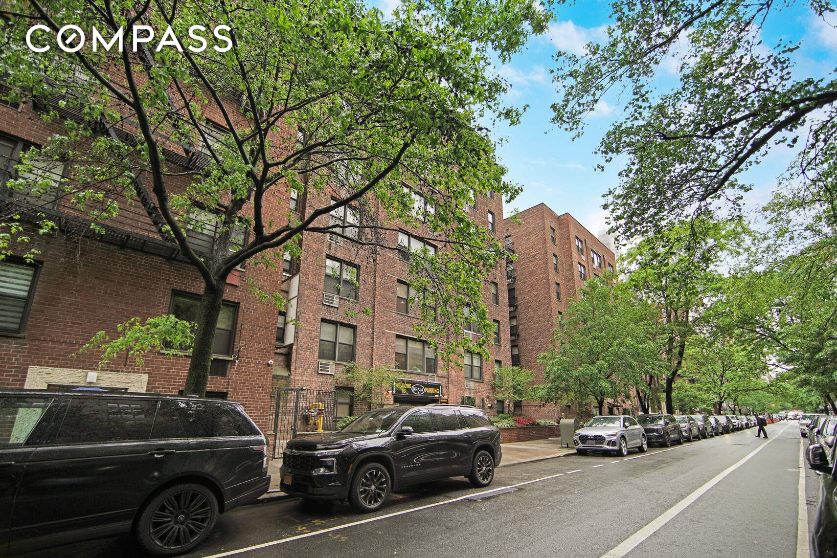 #7 photo, 330 E 70th Street, Lenox Hill , NY 10021