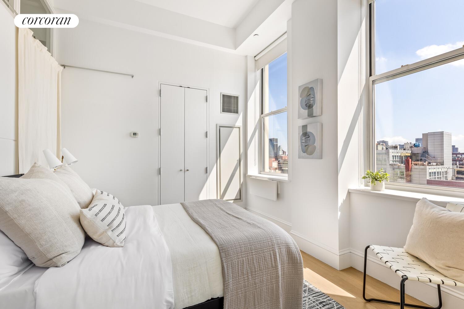 #10 photo, 129 LAFAYETTE Street, マンハッタン Chinatown , NY 10013