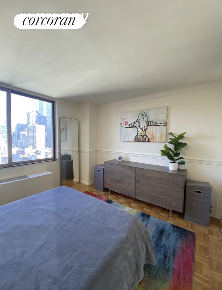 #7 photo, 350 W 50TH Street, Hells Kitchen , NY 10019