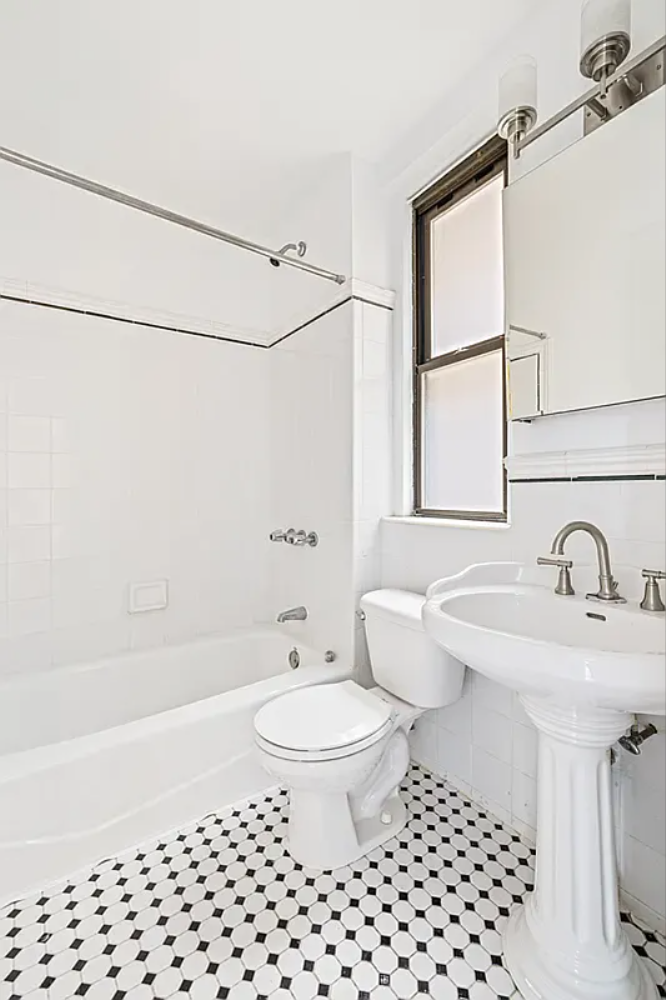 #8 photo, 41 W 72ND Street, マンハッタン Upper West Side , NY 10023