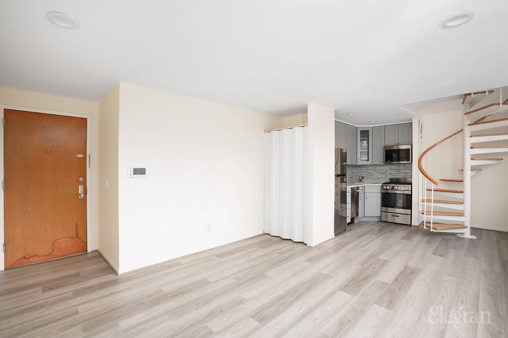 #6 photo, 300 E 90th Street, Upper East Side , NY 10128