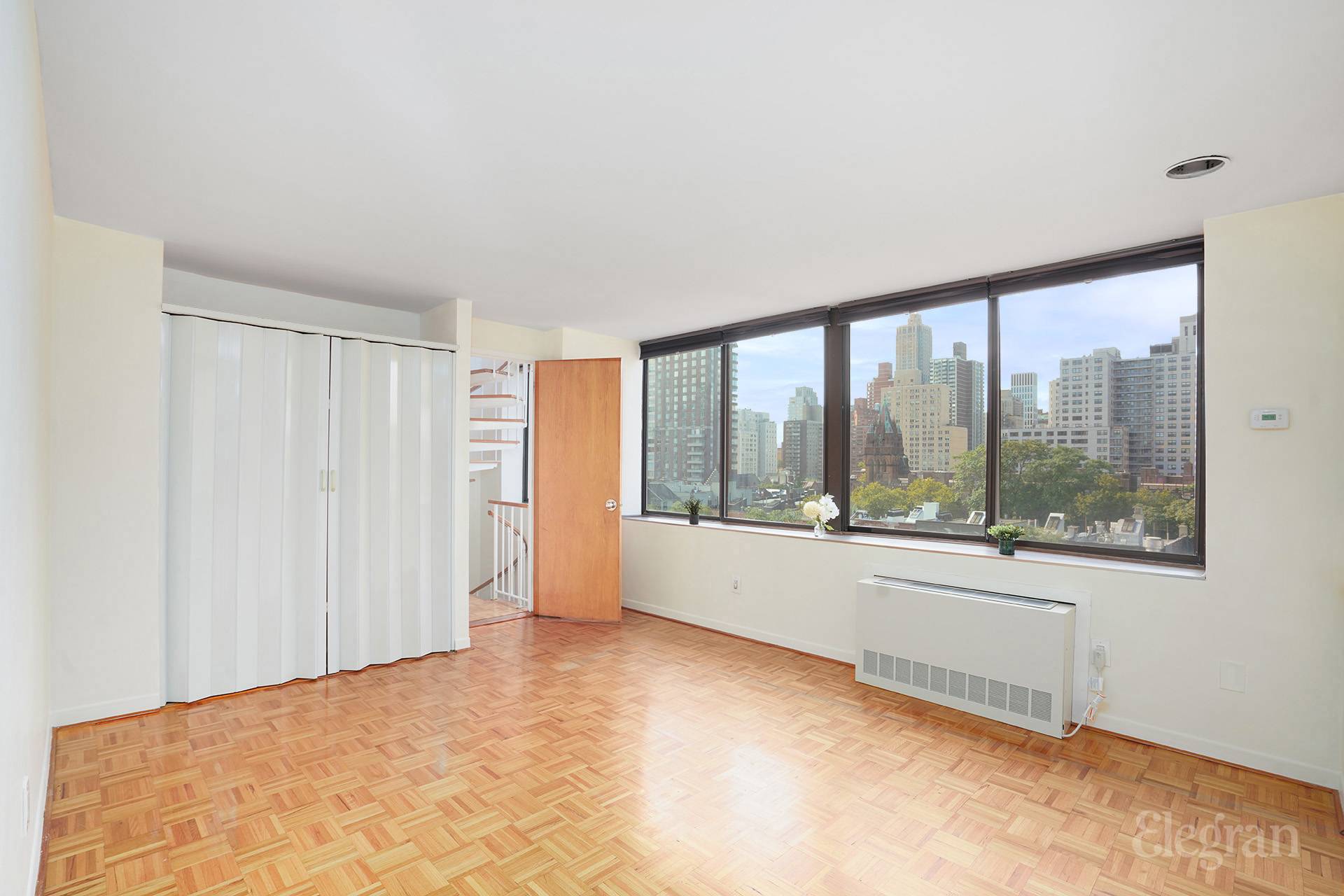 #9 photo, 300 E 90th Street, Upper East Side , NY 10128