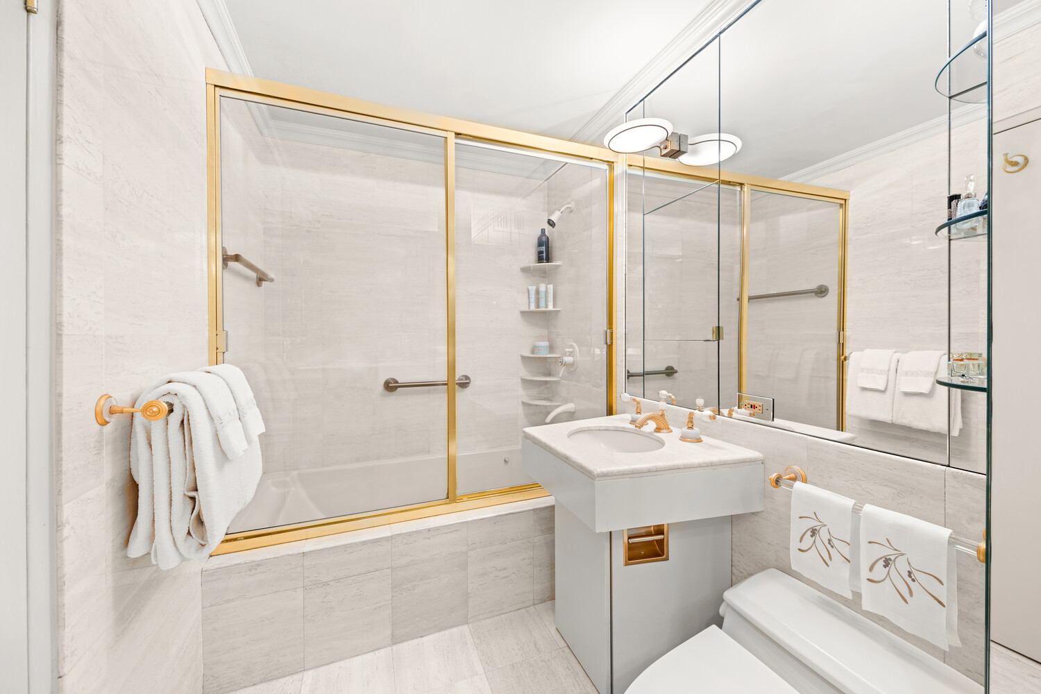 #12 photo, 114 E 72ND Street, Lenox Hill , NY 10021