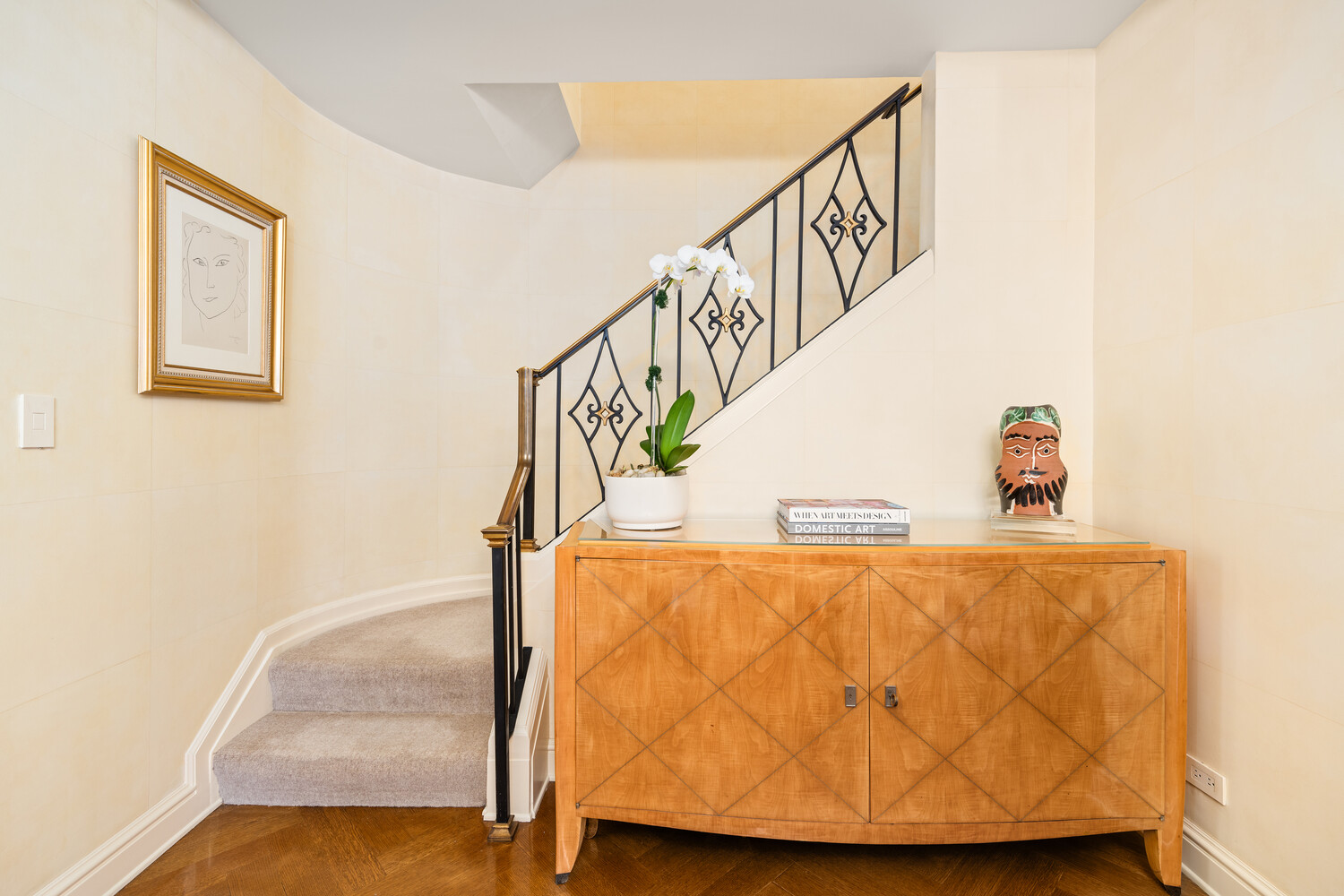 #9 photo, 114 E 72ND Street, Lenox Hill , NY 10021