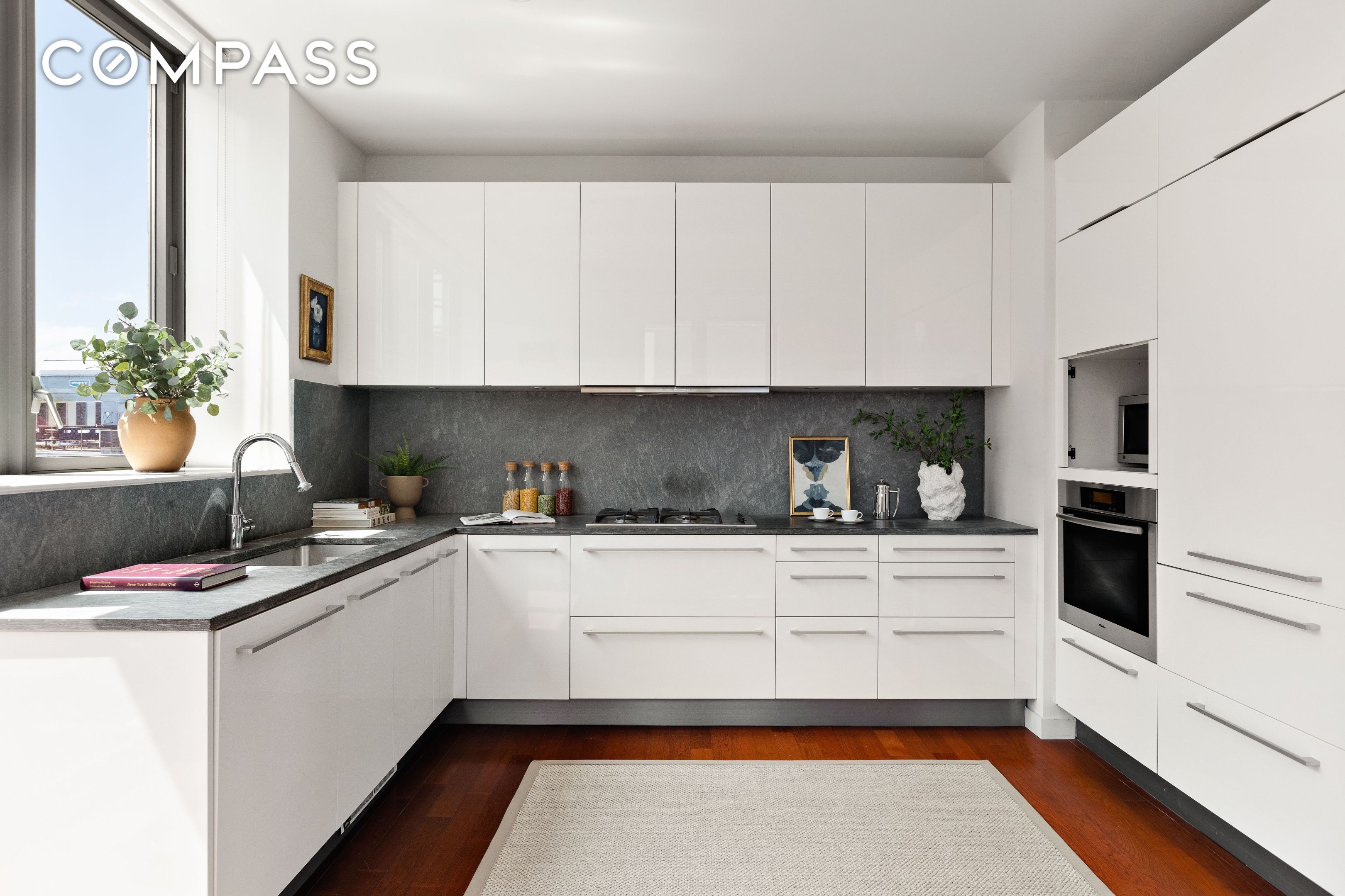 #5 photo, 4 W 21st Street, マンハッタン Flatiron , NY 10010