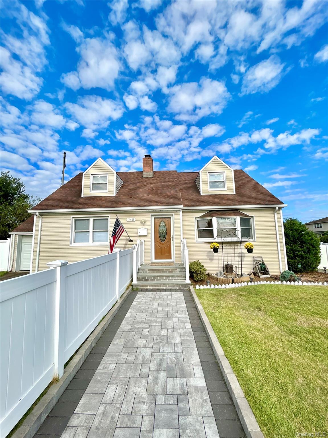 #1 photo, 745 S Oyster Bay Road, Bethpage , NY 11714