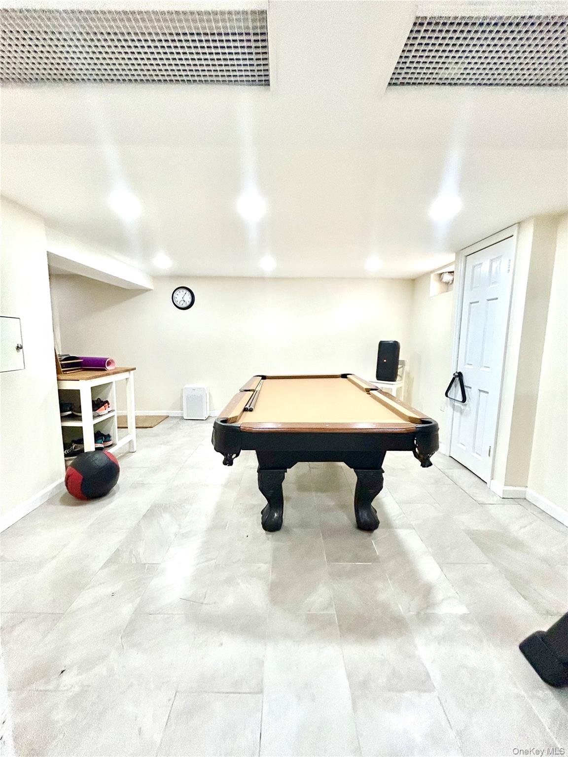 #14 photo, 745 S Oyster Bay Road, Bethpage , NY 11714