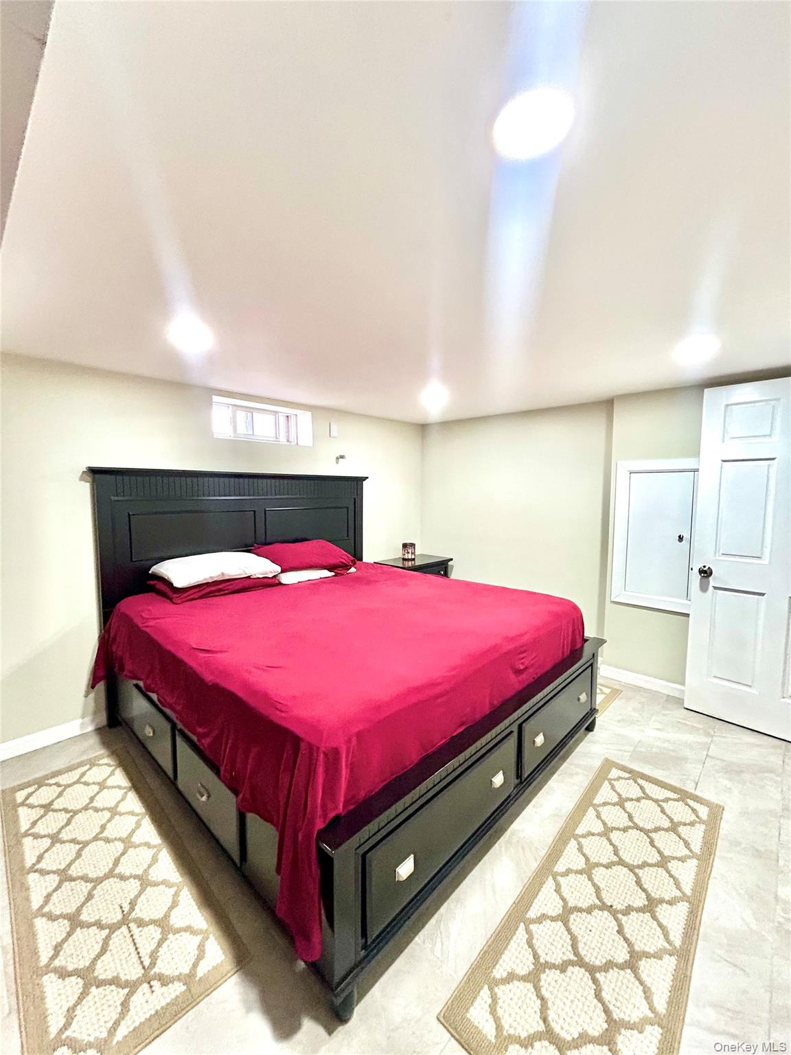 #16 photo, 745 S Oyster Bay Road, Bethpage , NY 11714