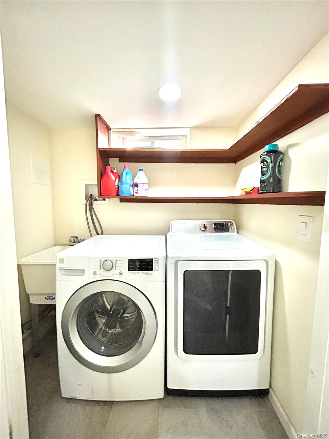 #17 photo, 745 S Oyster Bay Road, Bethpage , NY 11714