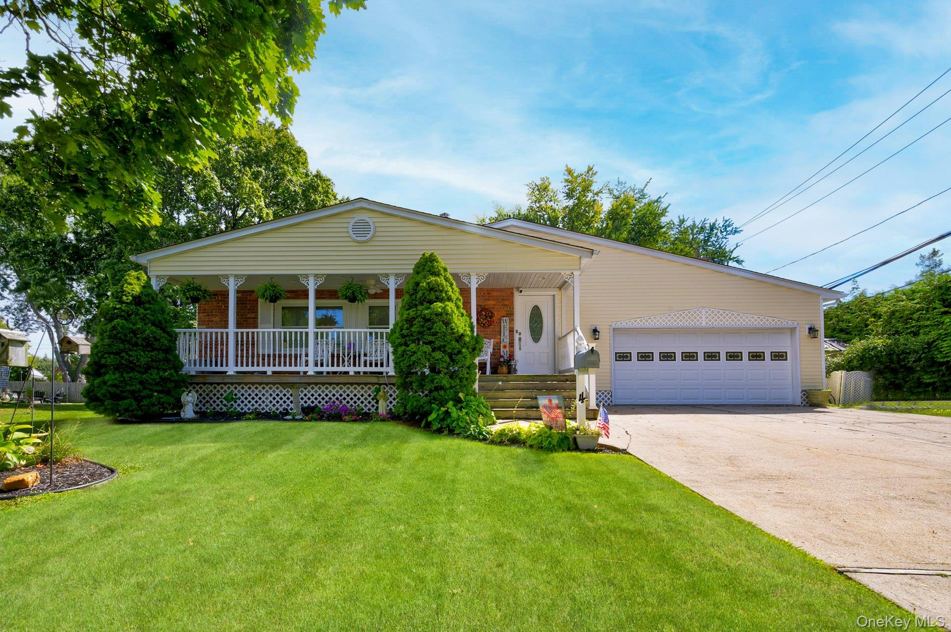 #1 photo, 4 E Hill Drive, Smithtown , NY 11787