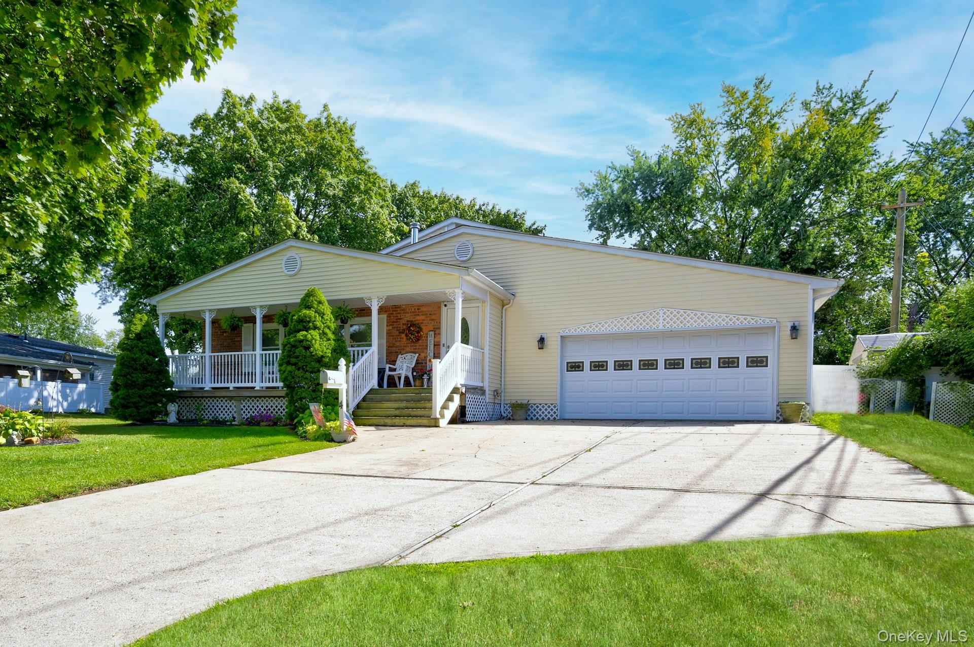 #2 photo, 4 E Hill Drive, Smithtown , NY 11787