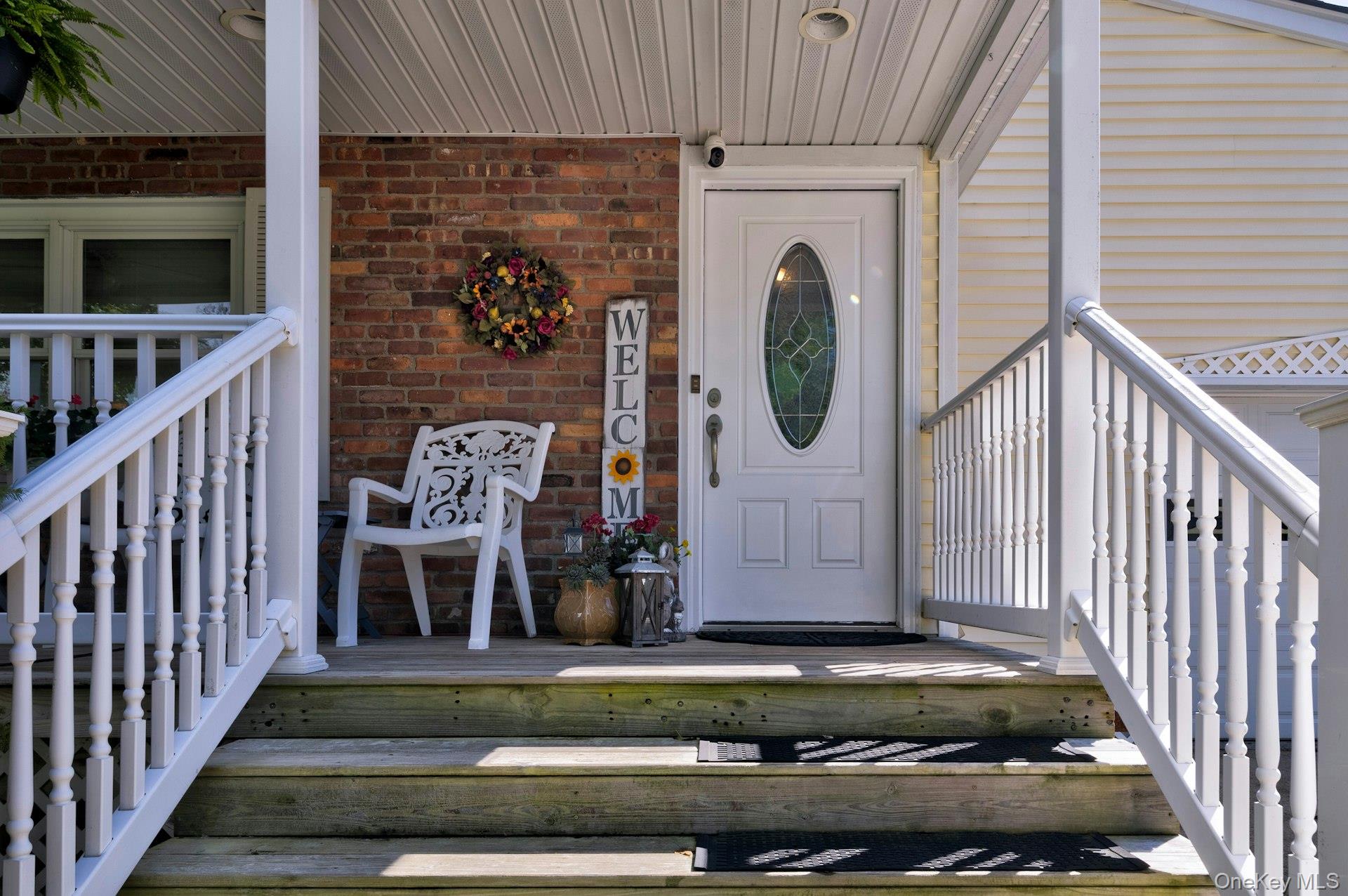 #3 photo, 4 E Hill Drive, Smithtown , NY 11787