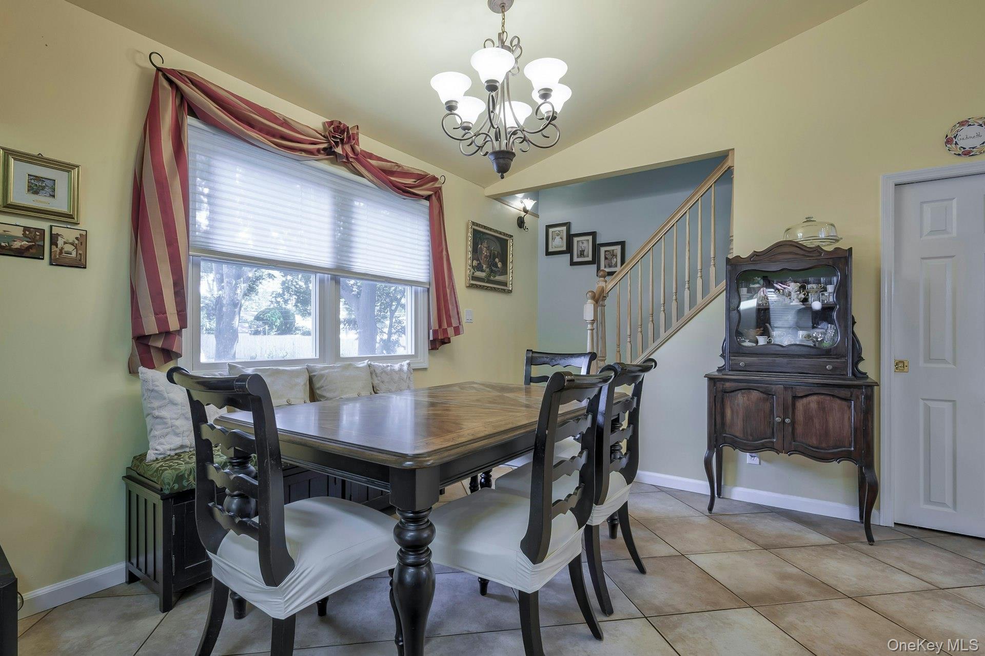 #9 photo, 4 E Hill Drive, Smithtown , NY 11787