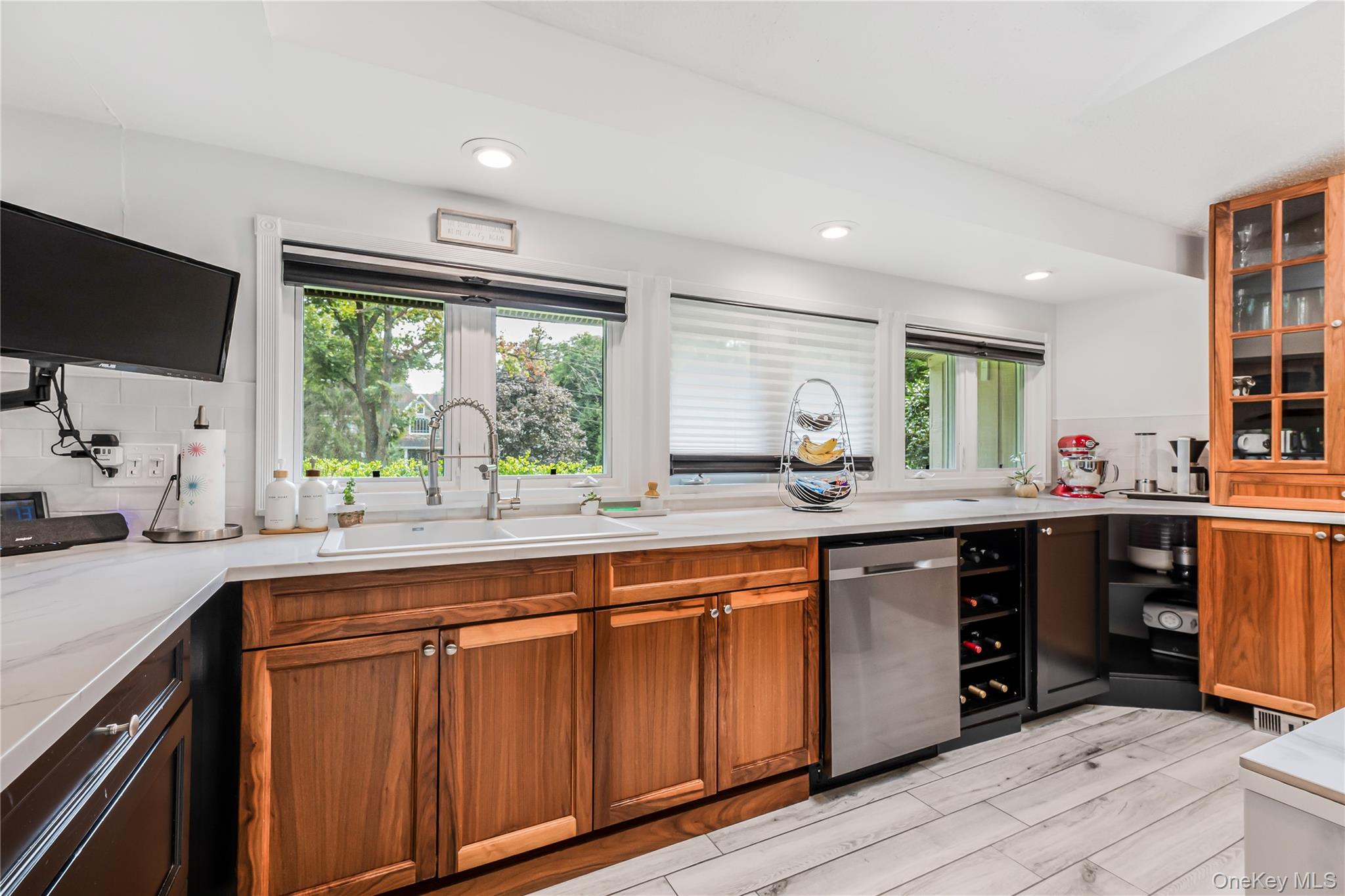 #12 photo, 1 Clark Street, Smithtown , NY 11787