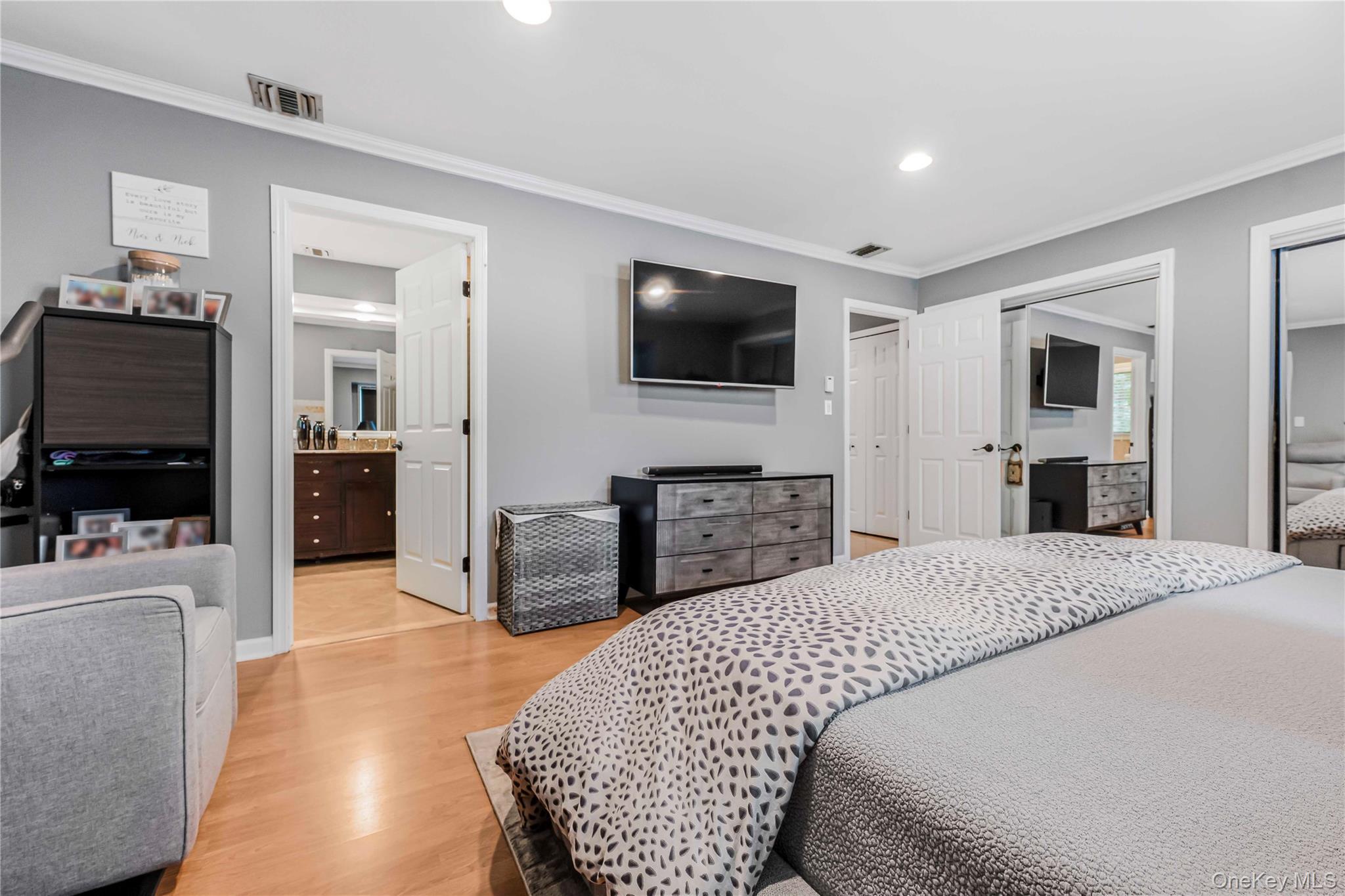 #19 photo, 1 Clark Street, Smithtown , NY 11787