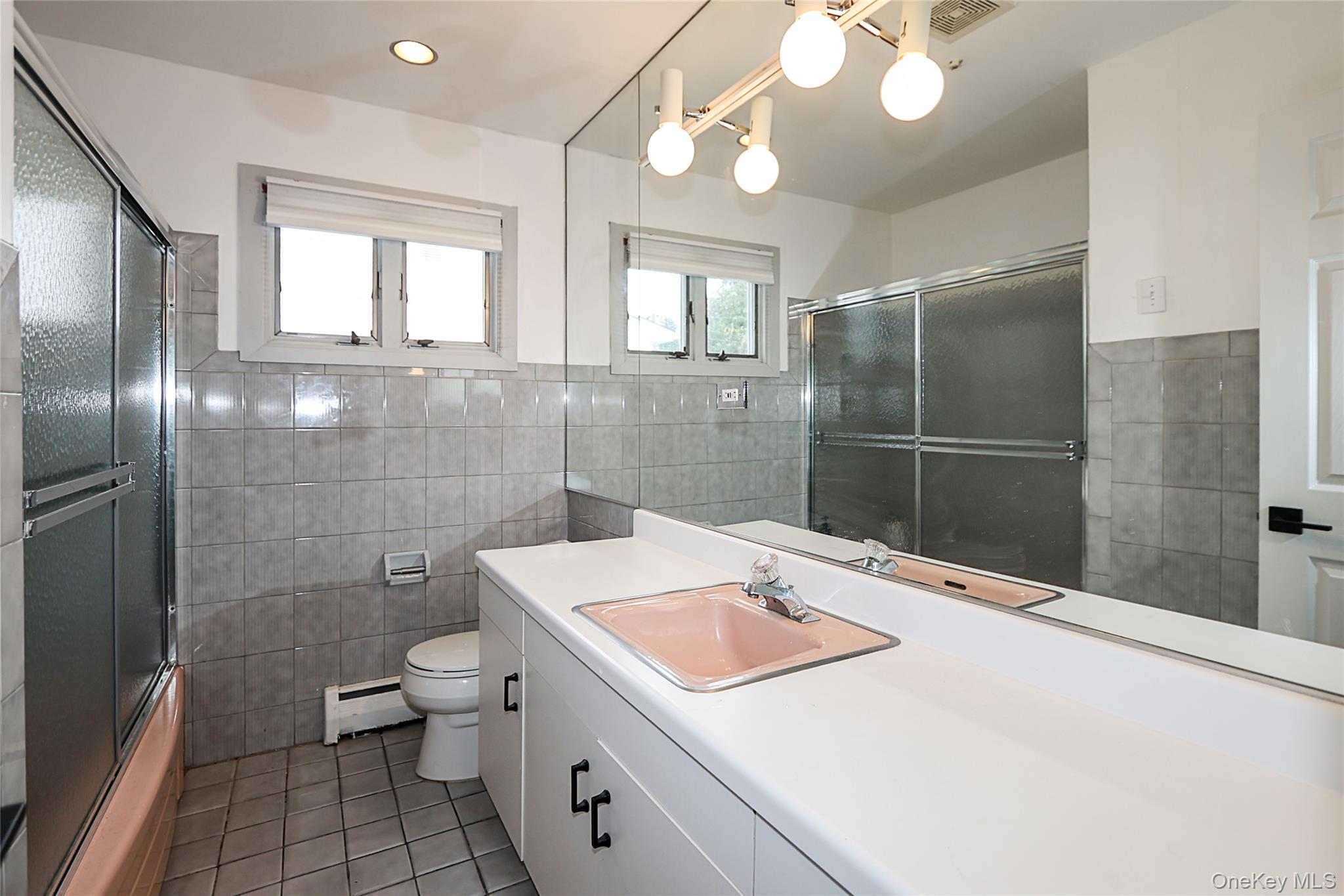 #7 photo, 14 Glenn Drive, Woodbury , NY 11797