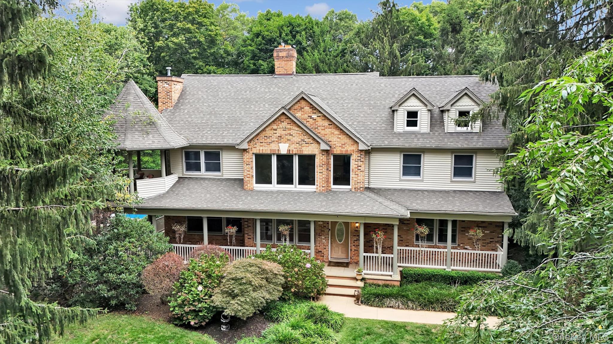 #2 photo, 811 Canal Road, Mount Sinai , NY 11766