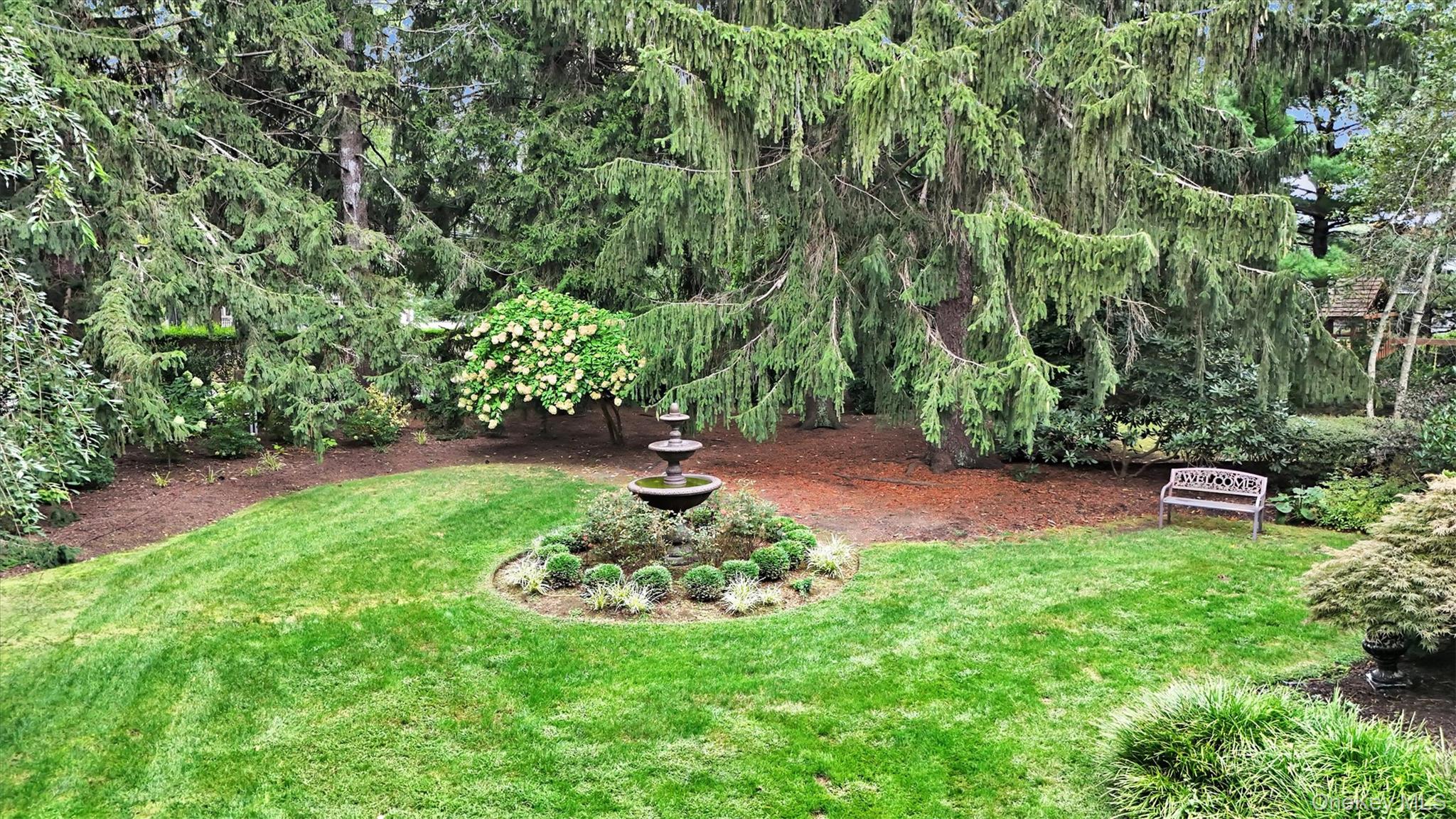 #6 photo, 811 Canal Road, Mount Sinai , NY 11766