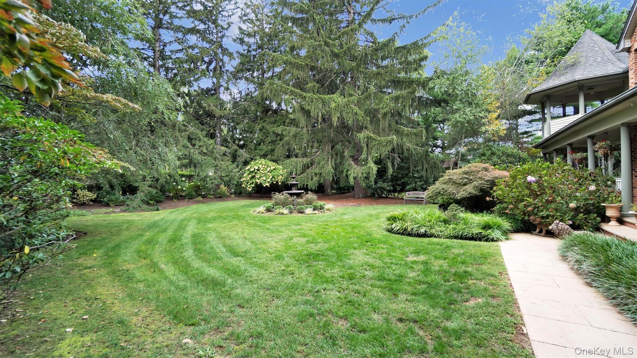 #9 photo, 811 Canal Road, Mount Sinai , NY 11766