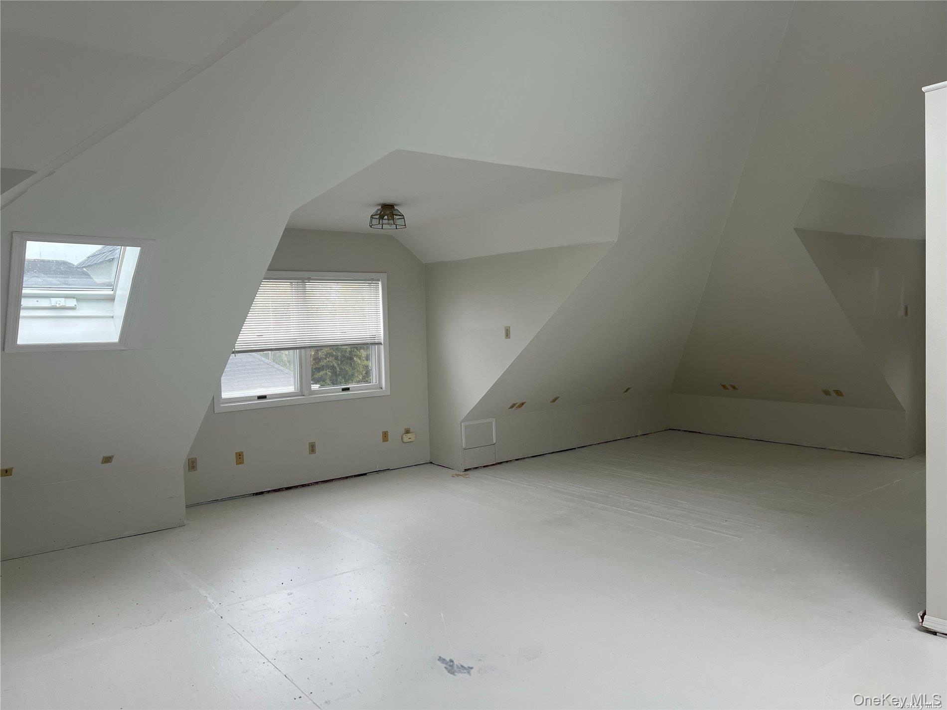 #13 photo, 77 Andrew Street, Manhasset , NY 11030