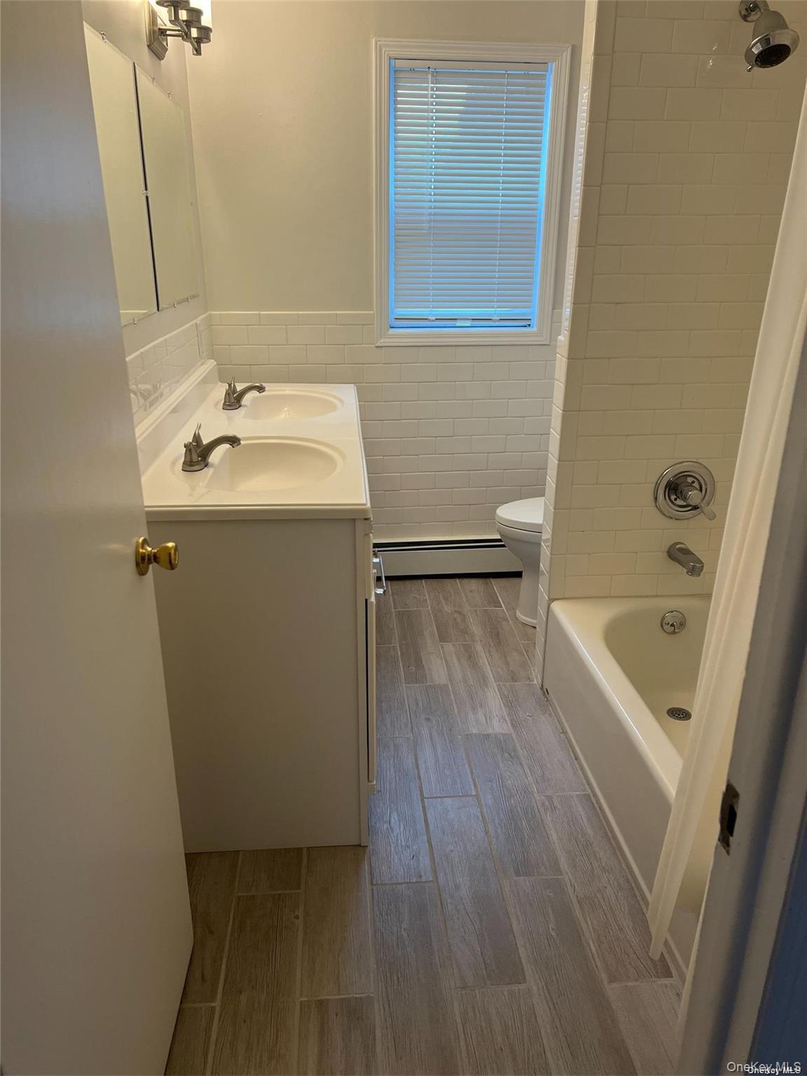 #9 photo, 77 Andrew Street, Manhasset , NY 11030