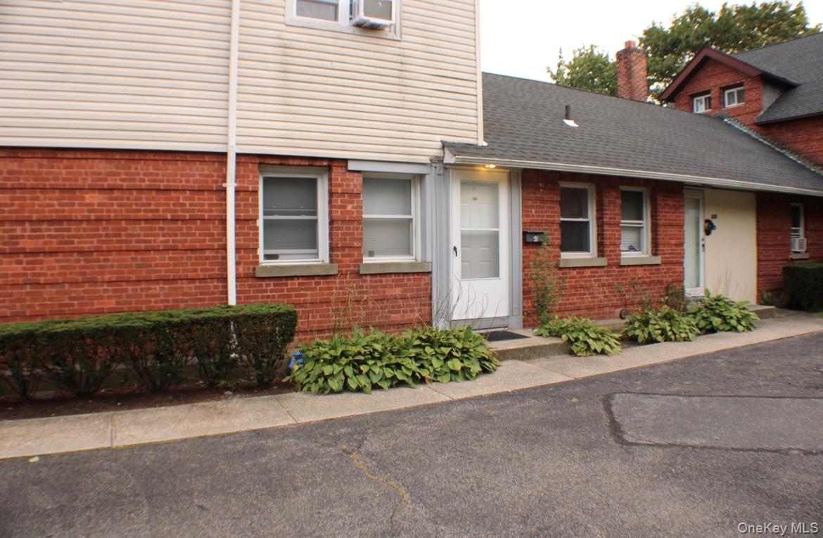 #1 photo, 534 Milligan Lane, West Islip , NY 11795