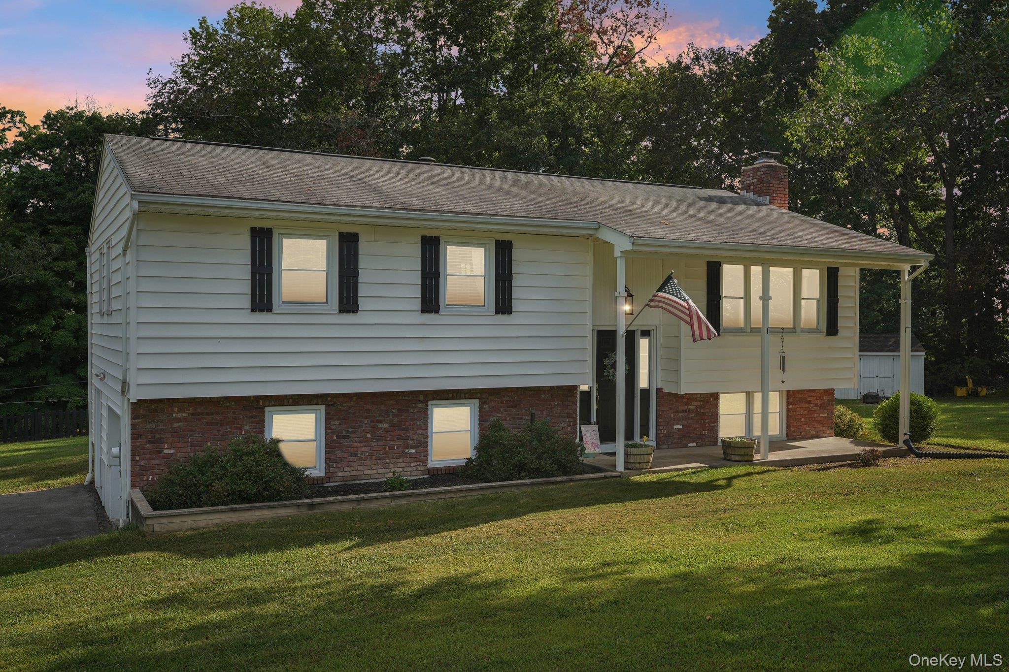 #1 photo, 35 Schrempp Lane, Pine Bush , NY 12566