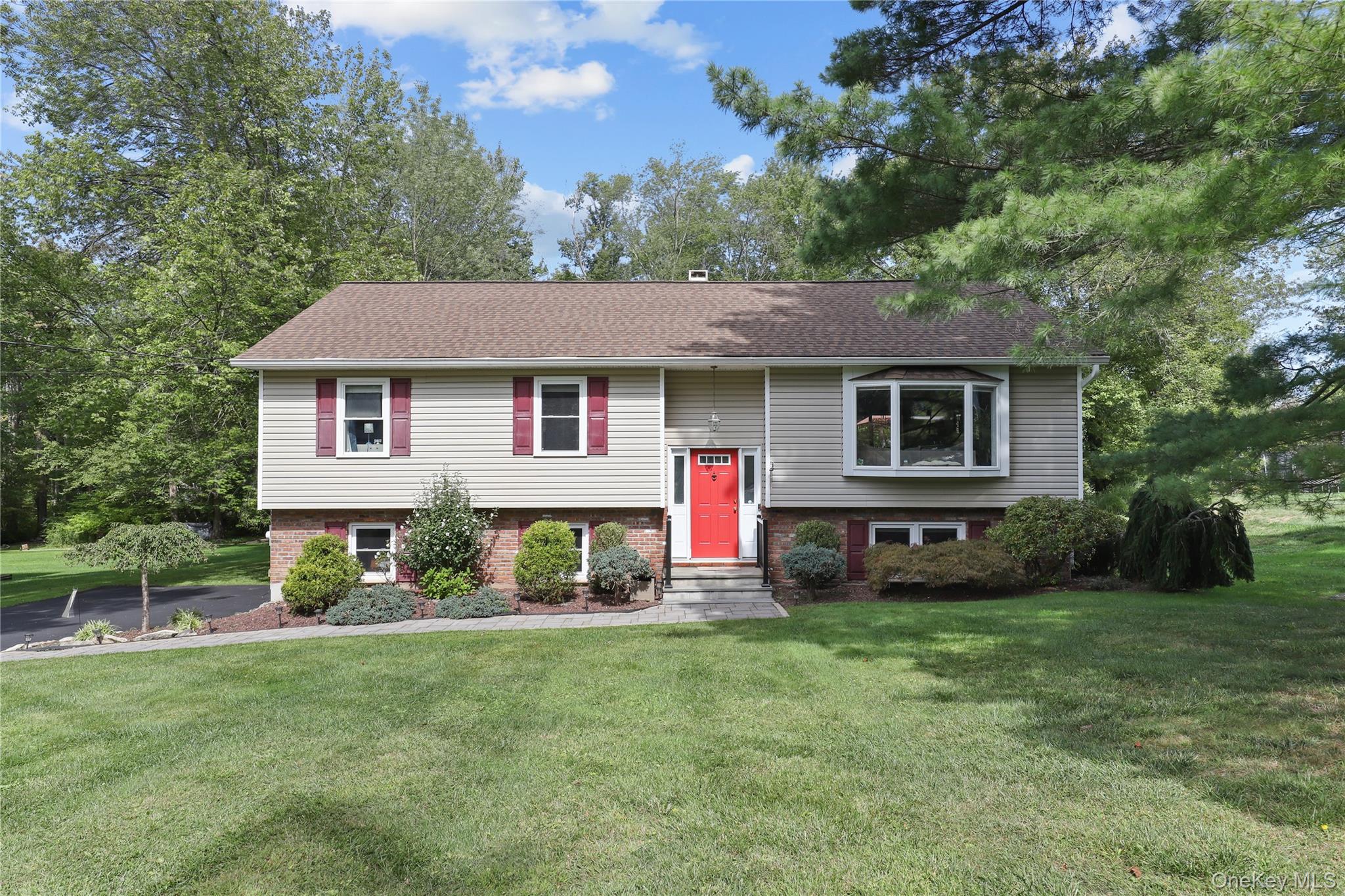 #1 photo, 612 Challinor Drive, Yorktown Heights , NY 10598