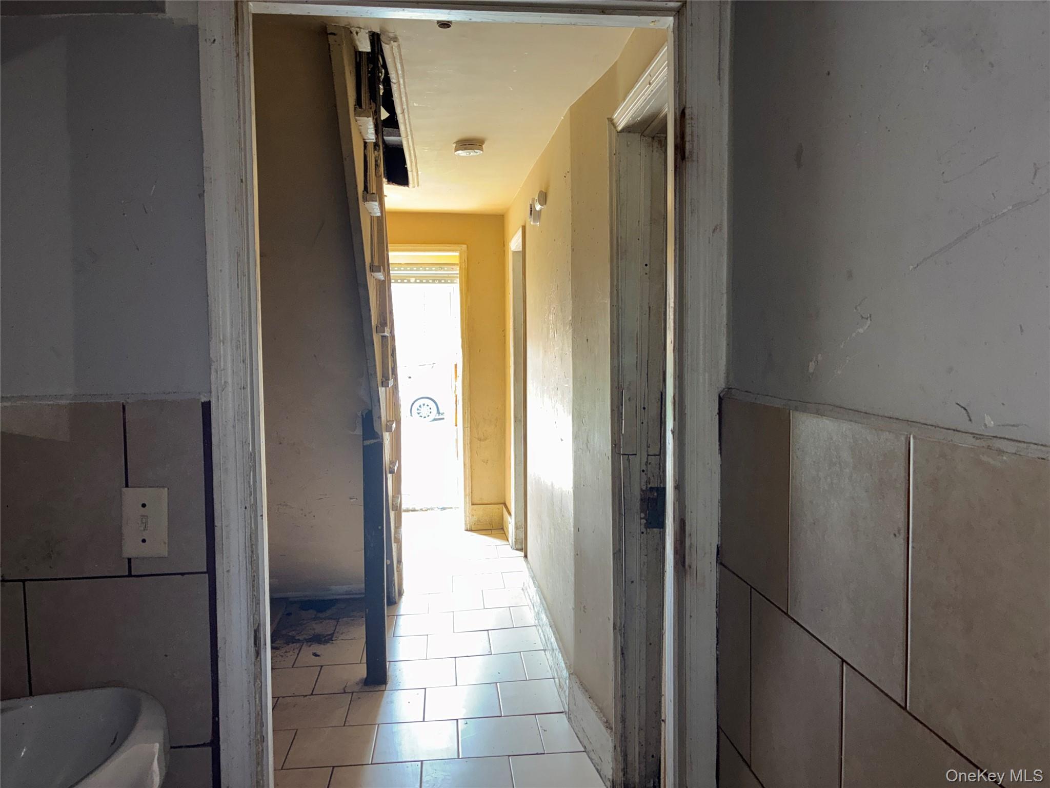 #7 photo, 180 Ann Street, Newburgh , NY 12550