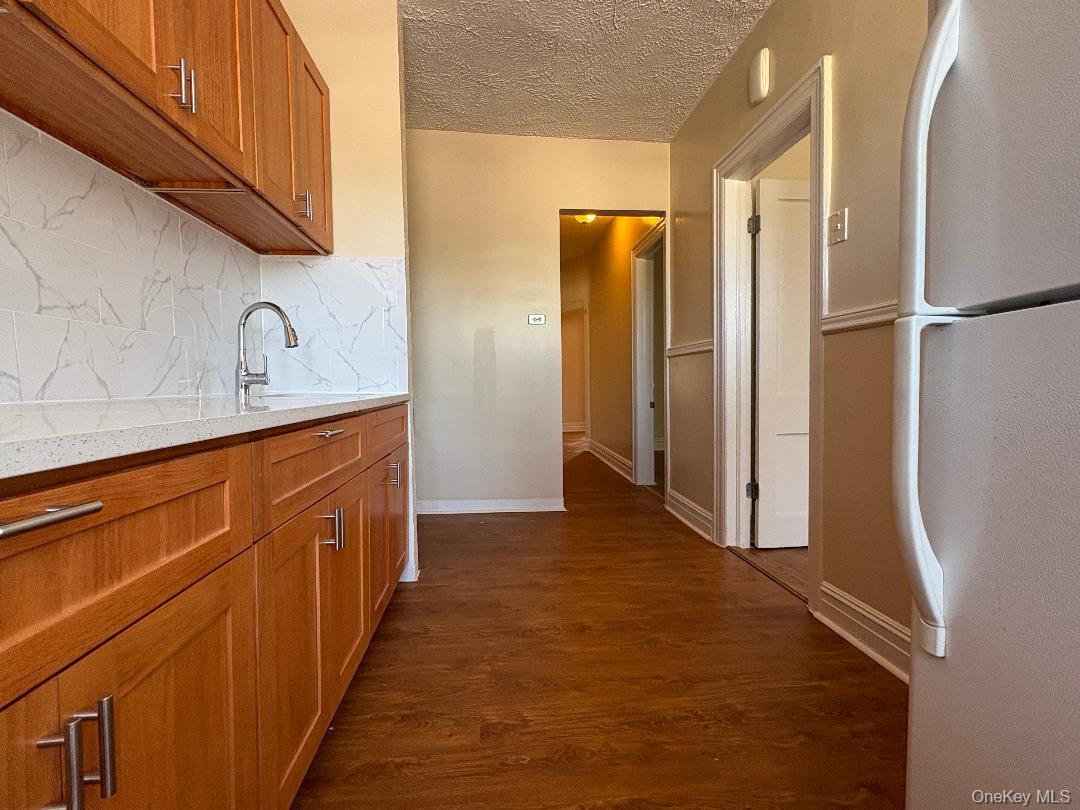 #8 photo, 2901 Paine Street, Bronx , NY 10461