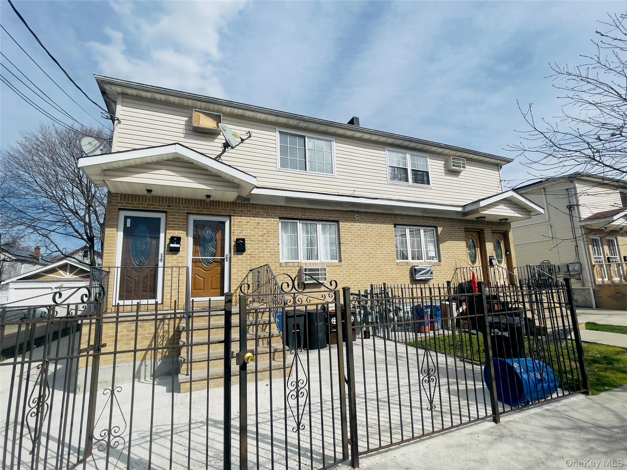 #1 photo, 104-59 214th Street, クイーンズ区 Queens Village , NY 11429