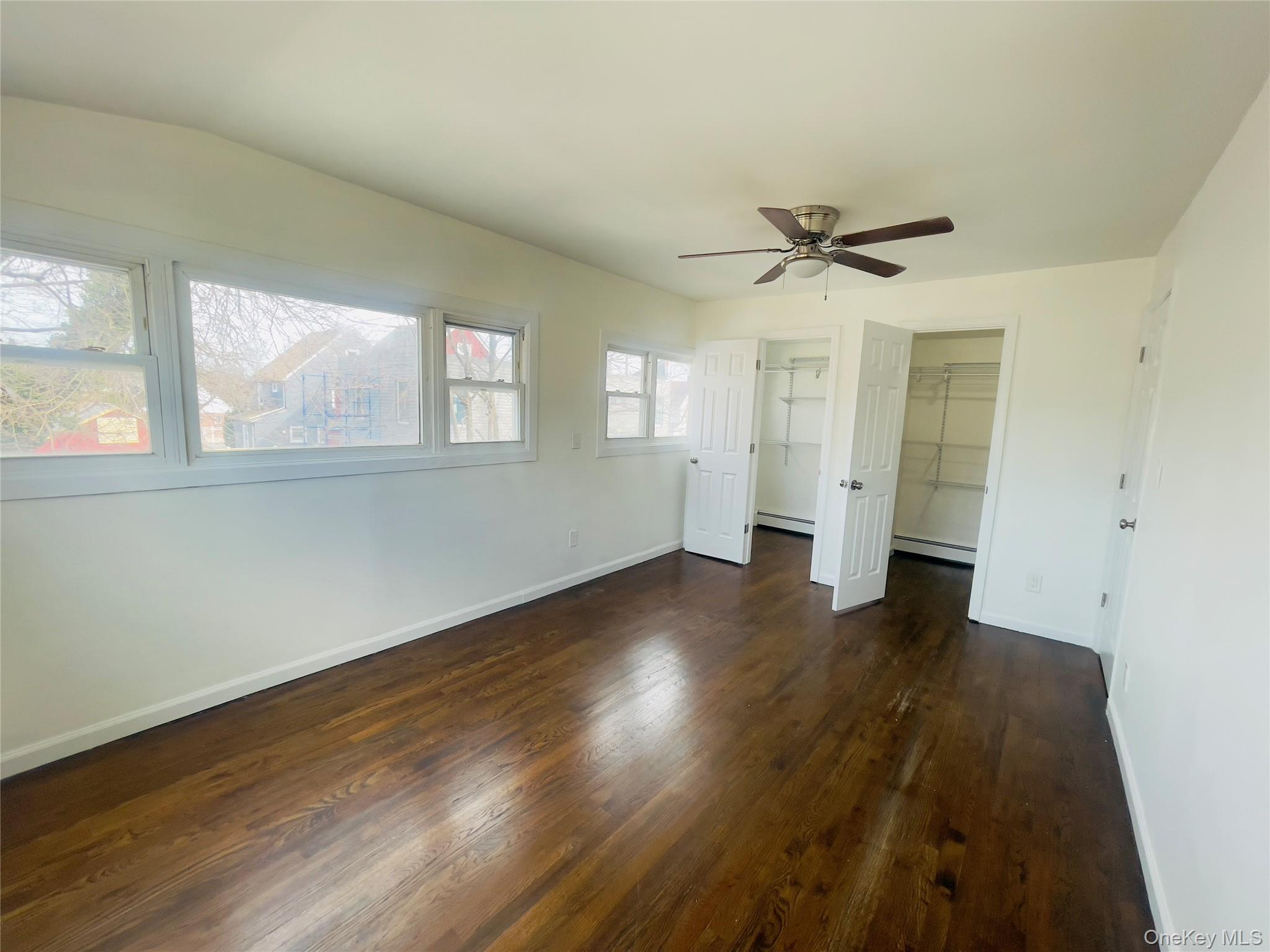 #4 photo, 104-59 214th Street, クイーンズ区 Queens Village , NY 11429