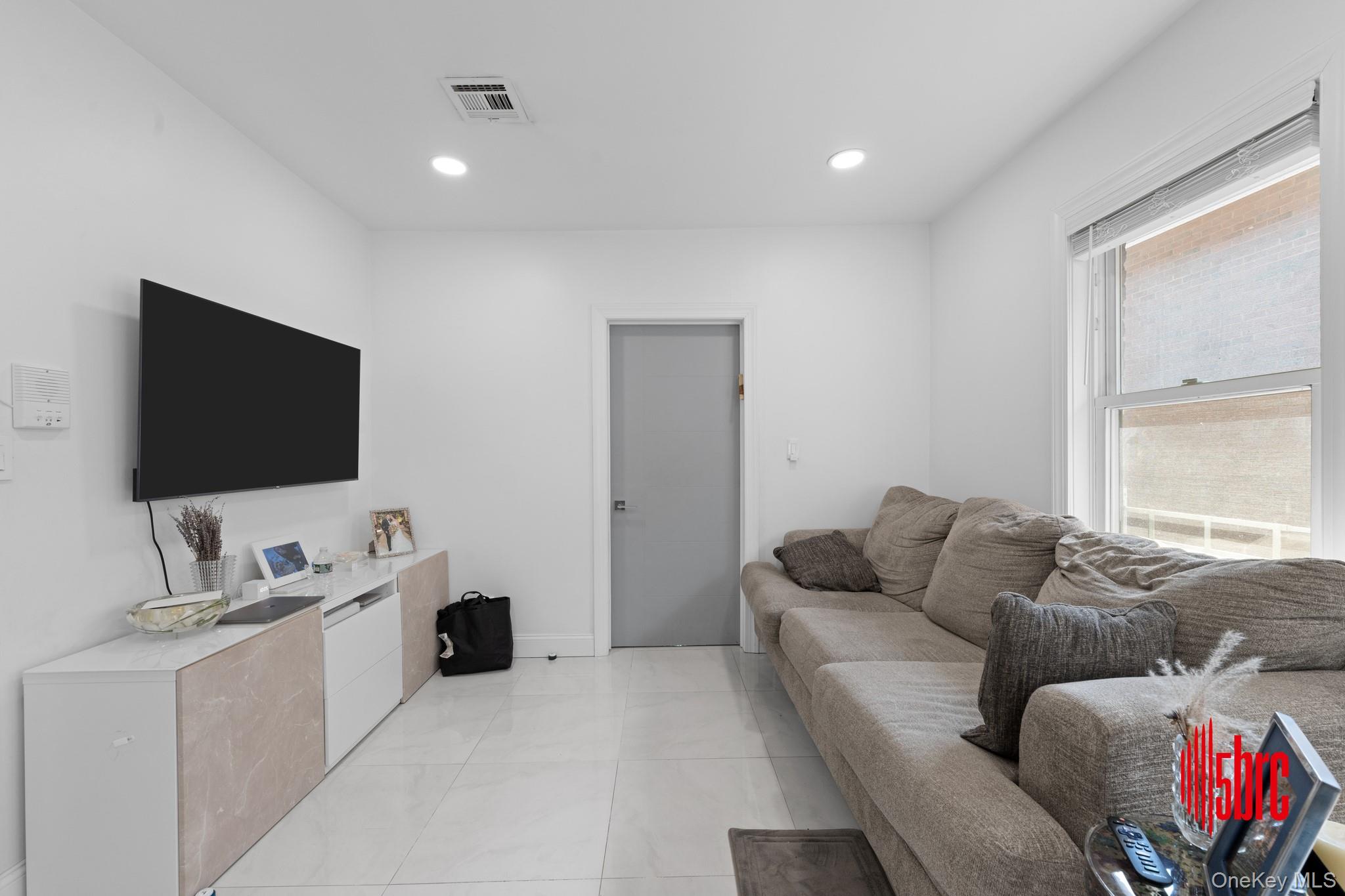 #15 photo, 1414 E 28th Street, Brooklyn , NY 11210